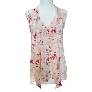 FREE PEOPLE SLEEVELESS FLORAL TOP. Lightweight. Mandarin collar with sashes. XS